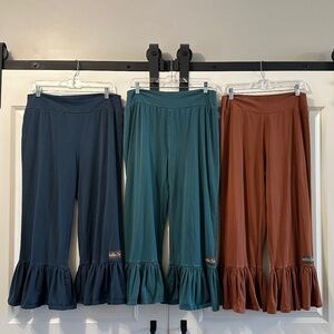 Lot of Matilda Jane Big Ruffles Pants Women’s Size Large